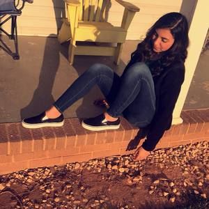 Meet your Posher, Lea